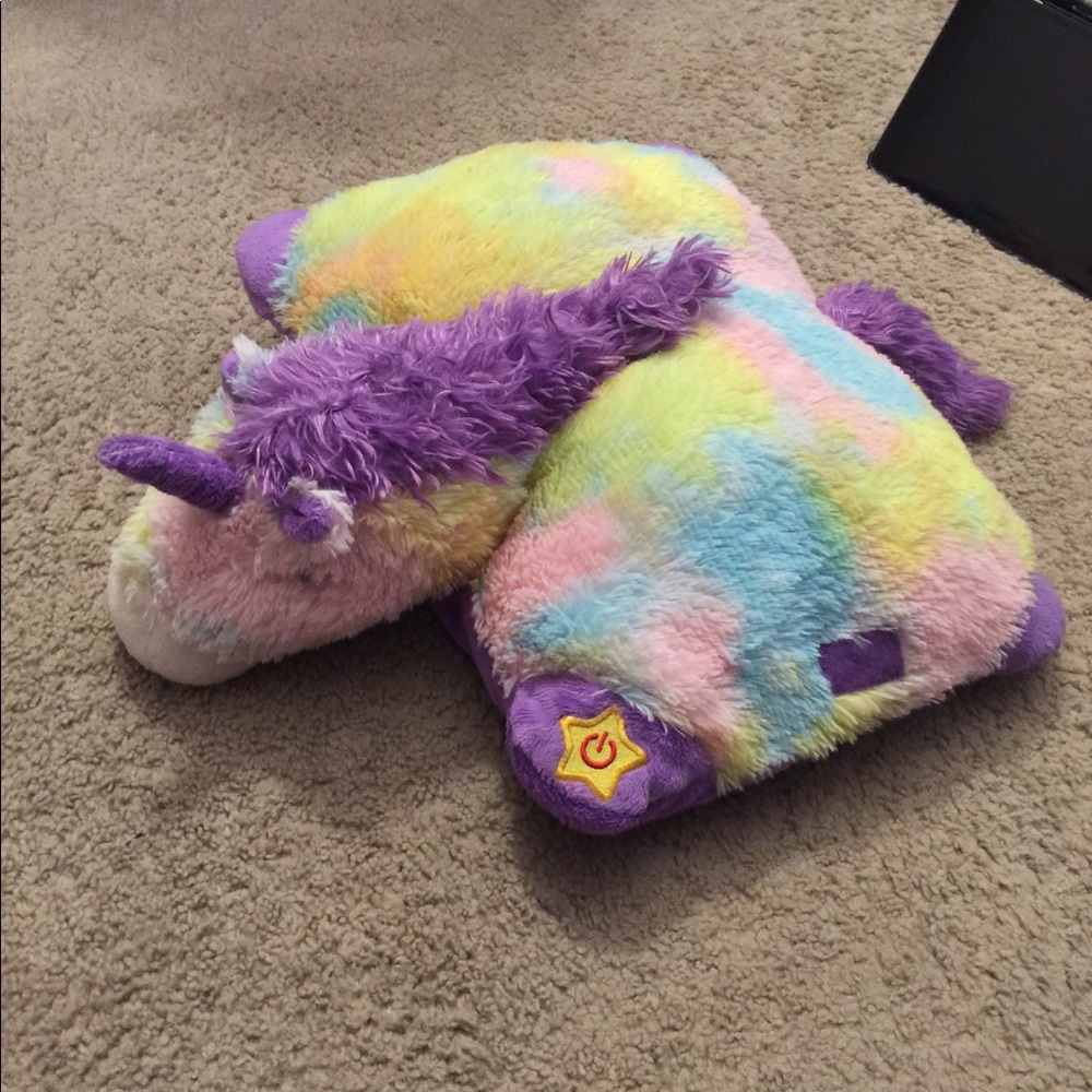 Unicorn 🦄 Glow Pets